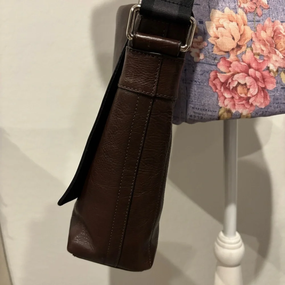 Coach pebbled leather messenger bag